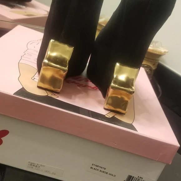 Jeffrey Campbell Black and Gold Star Heels - Picture 3 of 5